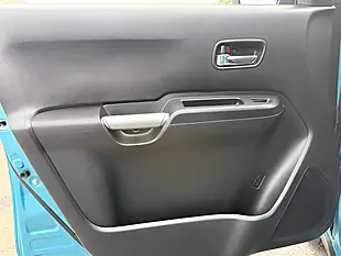 Used 2022 Suzuki Ignis Sz-T Blue - Interior and Exterior details 14