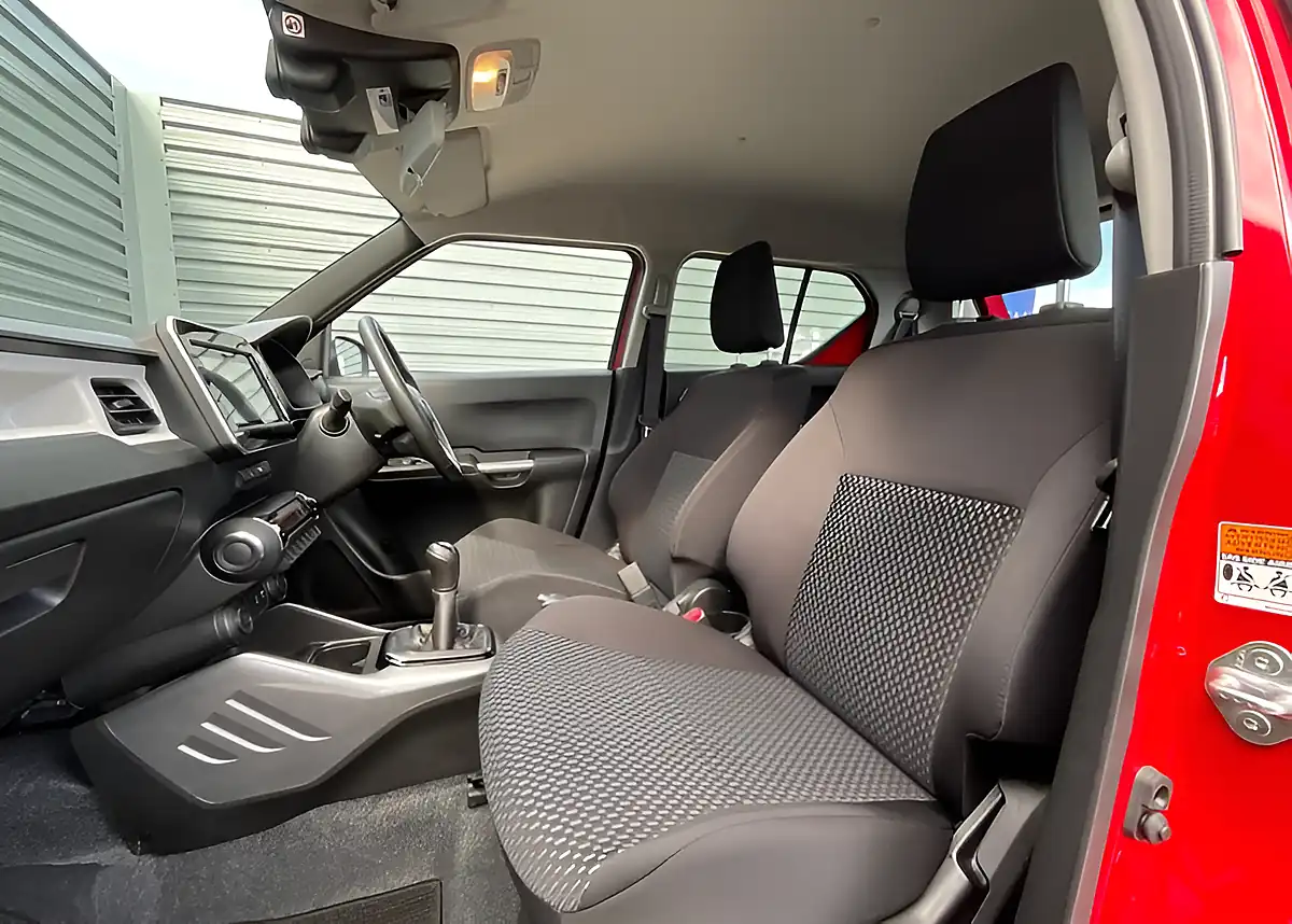 Used 2022 Suzuki Ignis SZ5 Red - Interior and Exterior details 10