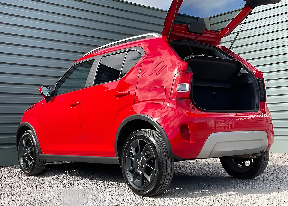 Used 2022 Suzuki Ignis SZ5 Red - Interior and Exterior details 15
