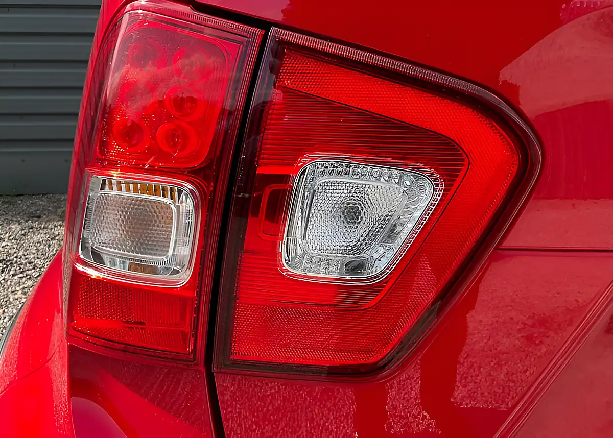 Used 2022 Suzuki Ignis SZ5 Red - Interior and Exterior details 16