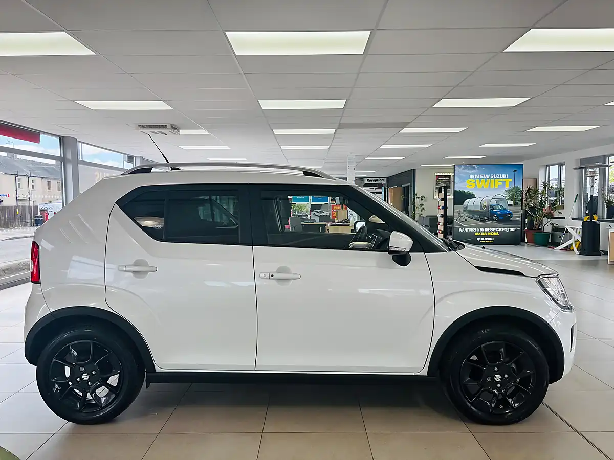 Used 2022 Suzuki Ignis SZ5 White - Interior and Exterior details 10