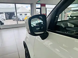 Used 2022 Suzuki Ignis SZ5 White - Interior and Exterior details 13