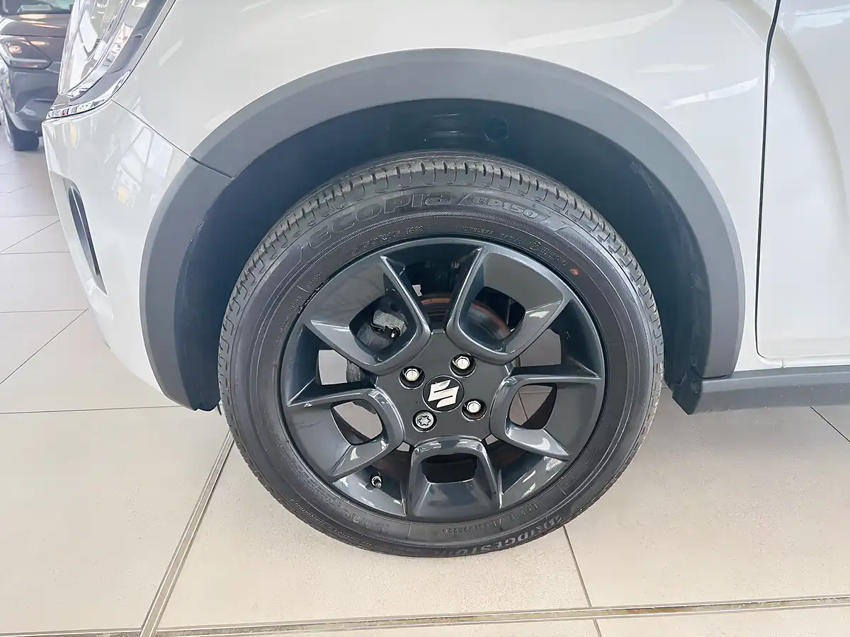 Used 2022 Suzuki Ignis SZ5 White - Interior and Exterior details 14