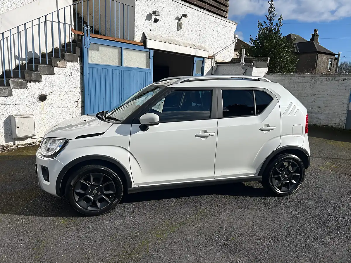 Used 2022 Suzuki Ignis SZ5 White - Interior and Exterior details 8