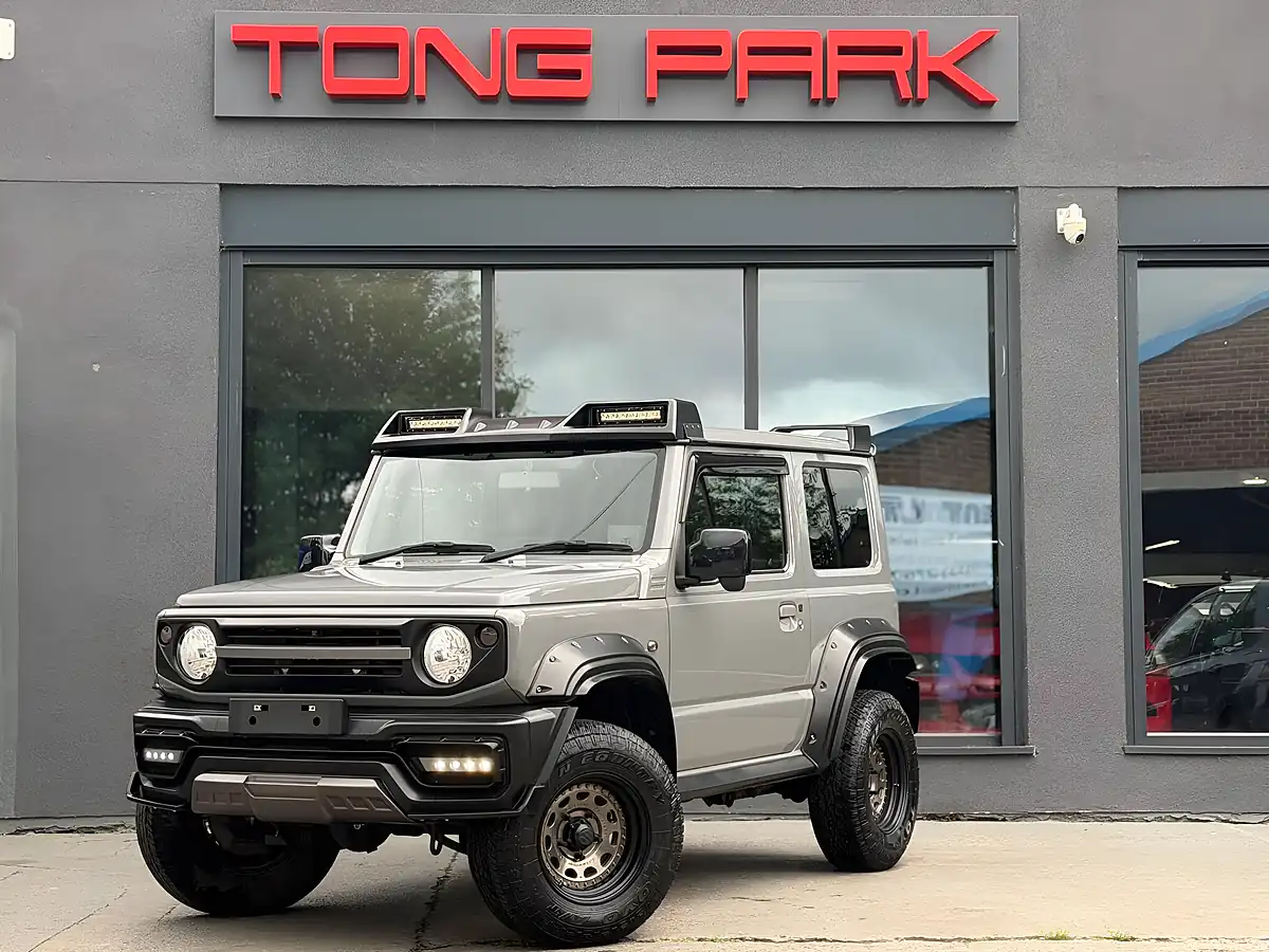 Used 2022 Suzuki Jimny SZ5 Allgrip Grey - Interior and Exterior details 10