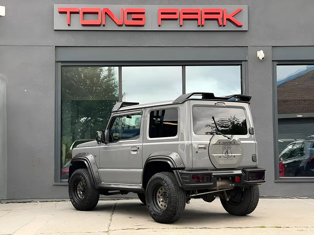 Used 2022 Suzuki Jimny SZ5 Allgrip Grey - Interior and Exterior details 5