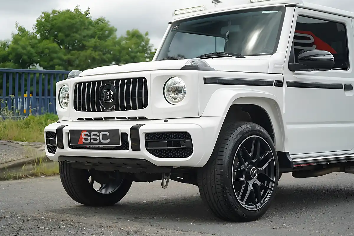 Used 2022 Suzuki Jimny SZ5 White - Interior and Exterior details 8