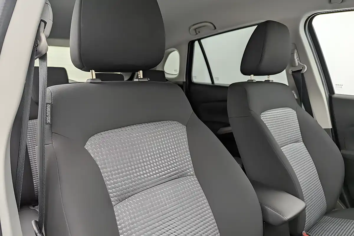 Used 2022 Suzuki S-Cross Motion Black - Interior and Exterior details 10