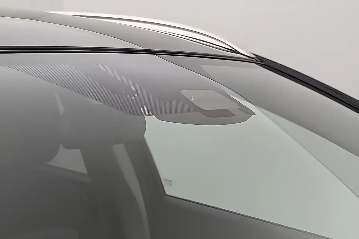 Used 2022 Suzuki S-Cross Motion Black - Interior and Exterior details 16