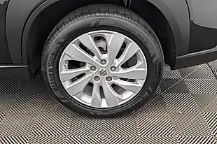 Used 2022 Suzuki S-Cross Motion Black - Interior and Exterior details 20