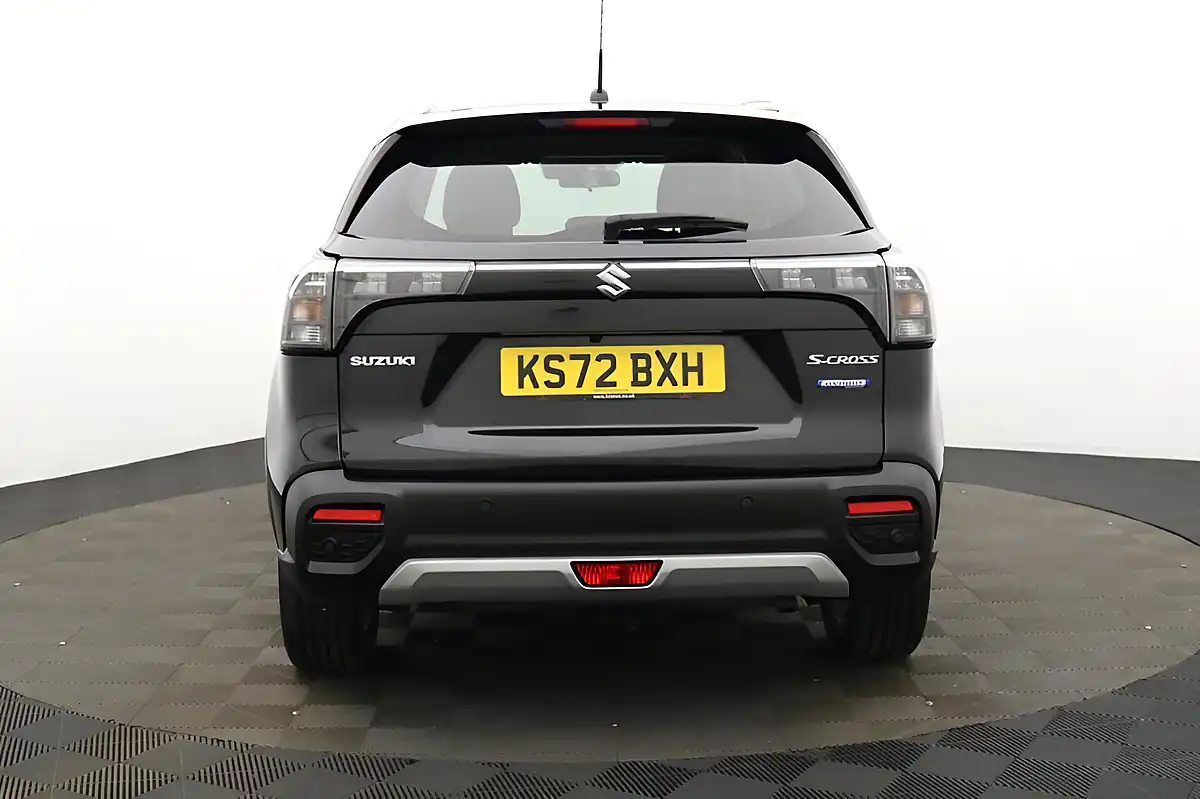 Used 2022 Suzuki S-Cross Motion Black - Interior and Exterior details 5