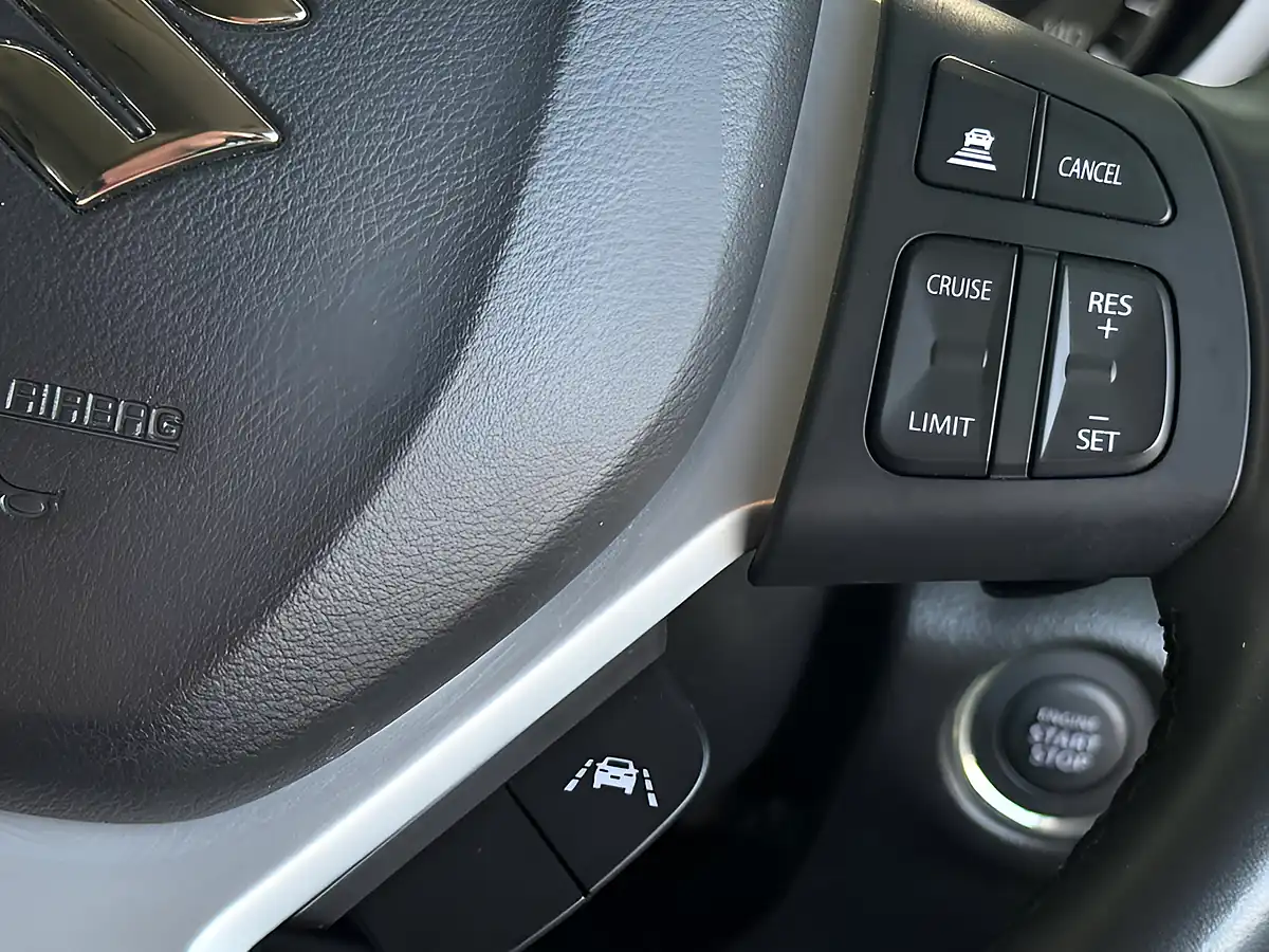 Used 2022 Suzuki S-Cross Motion Blue - Interior and Exterior details 18