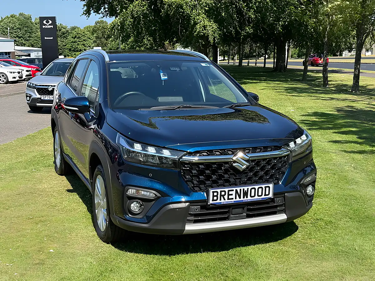 Used 2022 Suzuki S-Cross Motion Blue - Interior and Exterior details 2