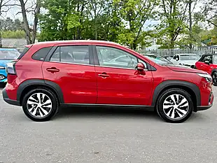 Used 2022 Suzuki S-Cross Ultra Energetic Red Pearl - Interior and Exterior details 4