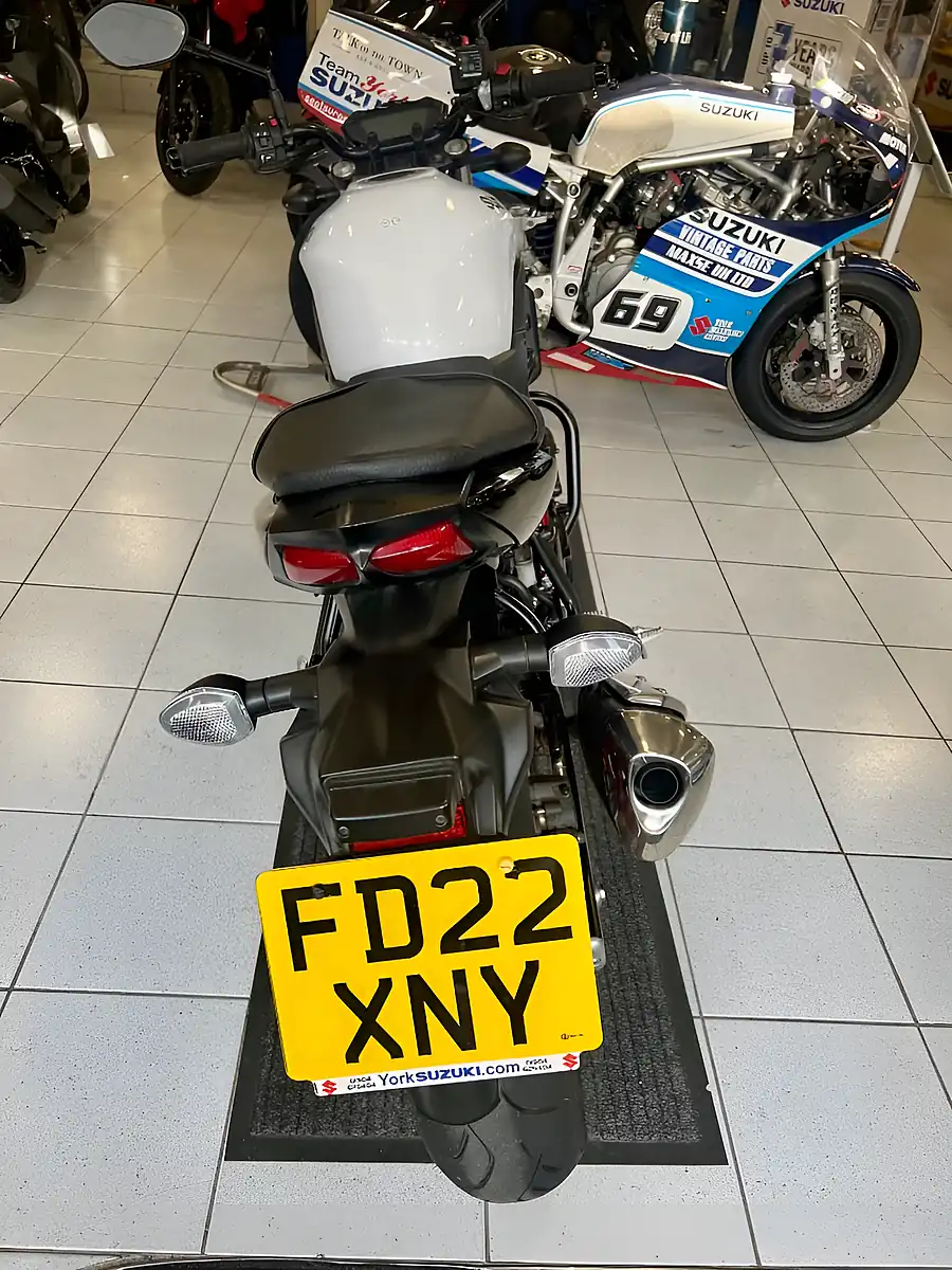 Used 2022 Suzuki SV650 a White - Interior and Exterior details 5