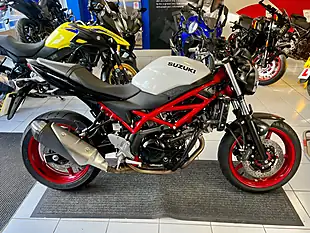 Used 2022 Suzuki SV650 a White - Interior and Exterior details 6