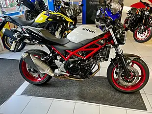 Used 2022 Suzuki SV650 a White - Interior and Exterior details 7