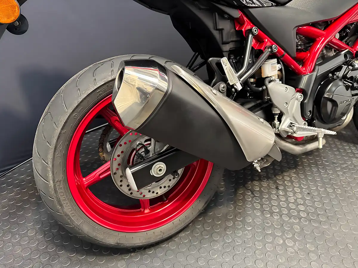 Used 2022 Suzuki SV650 - Interior and Exterior details 10