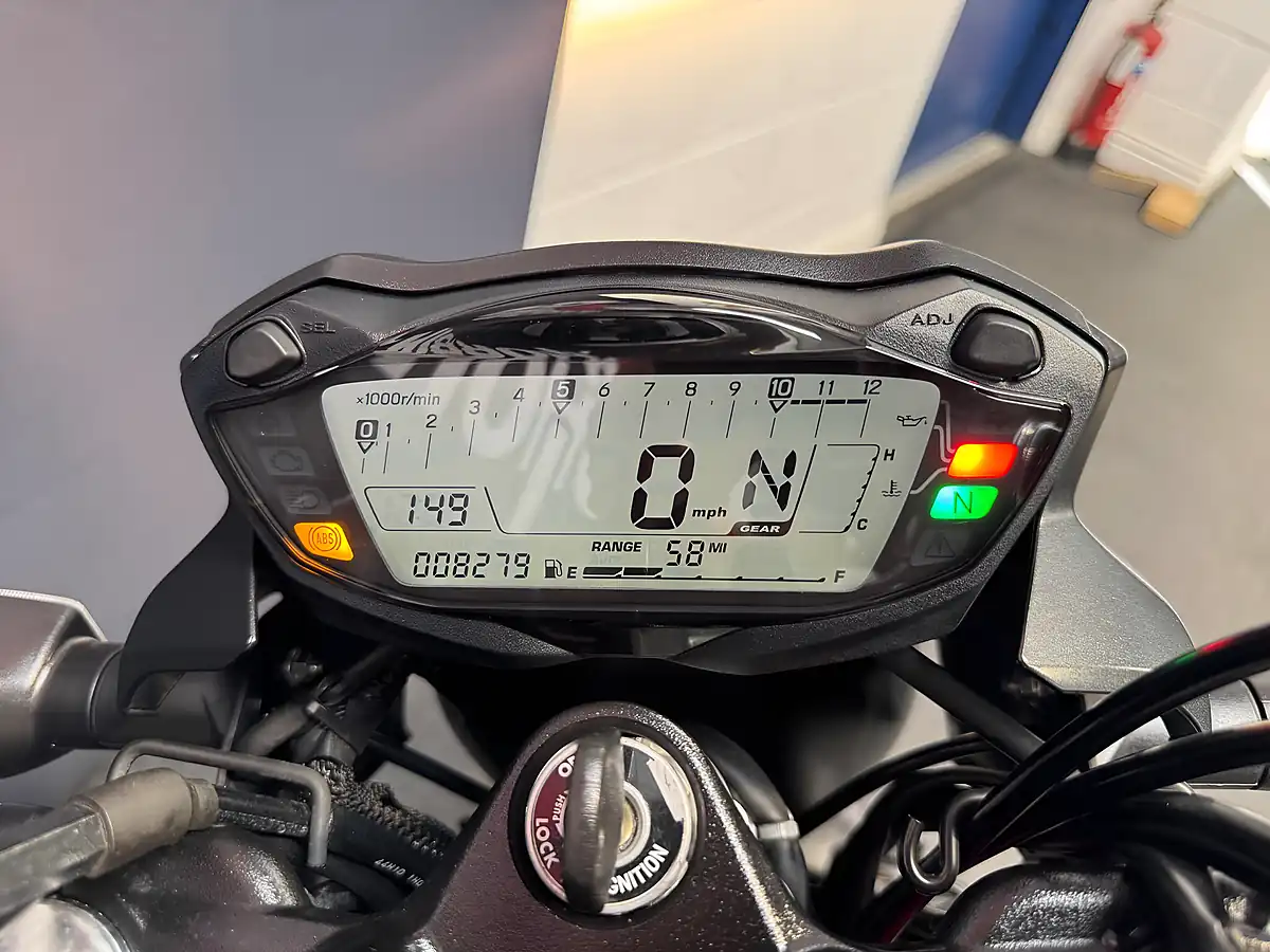 Used 2022 Suzuki SV650 - Interior and Exterior details 14