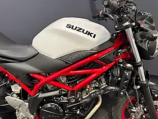 Used 2022 Suzuki SV650 - Interior and Exterior details 8