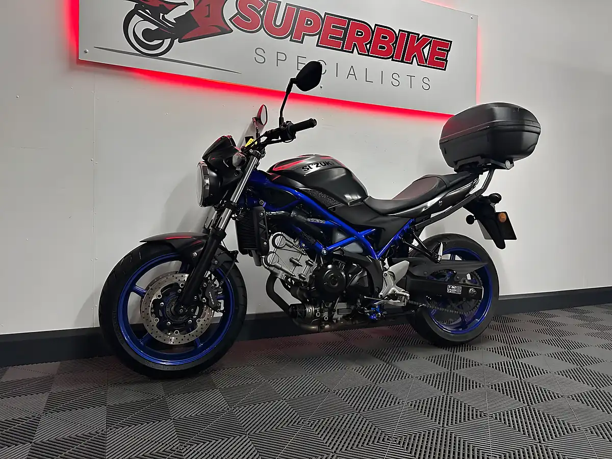 Used 2022 Suzuki SV650 Naked Black - Interior and Exterior details 13