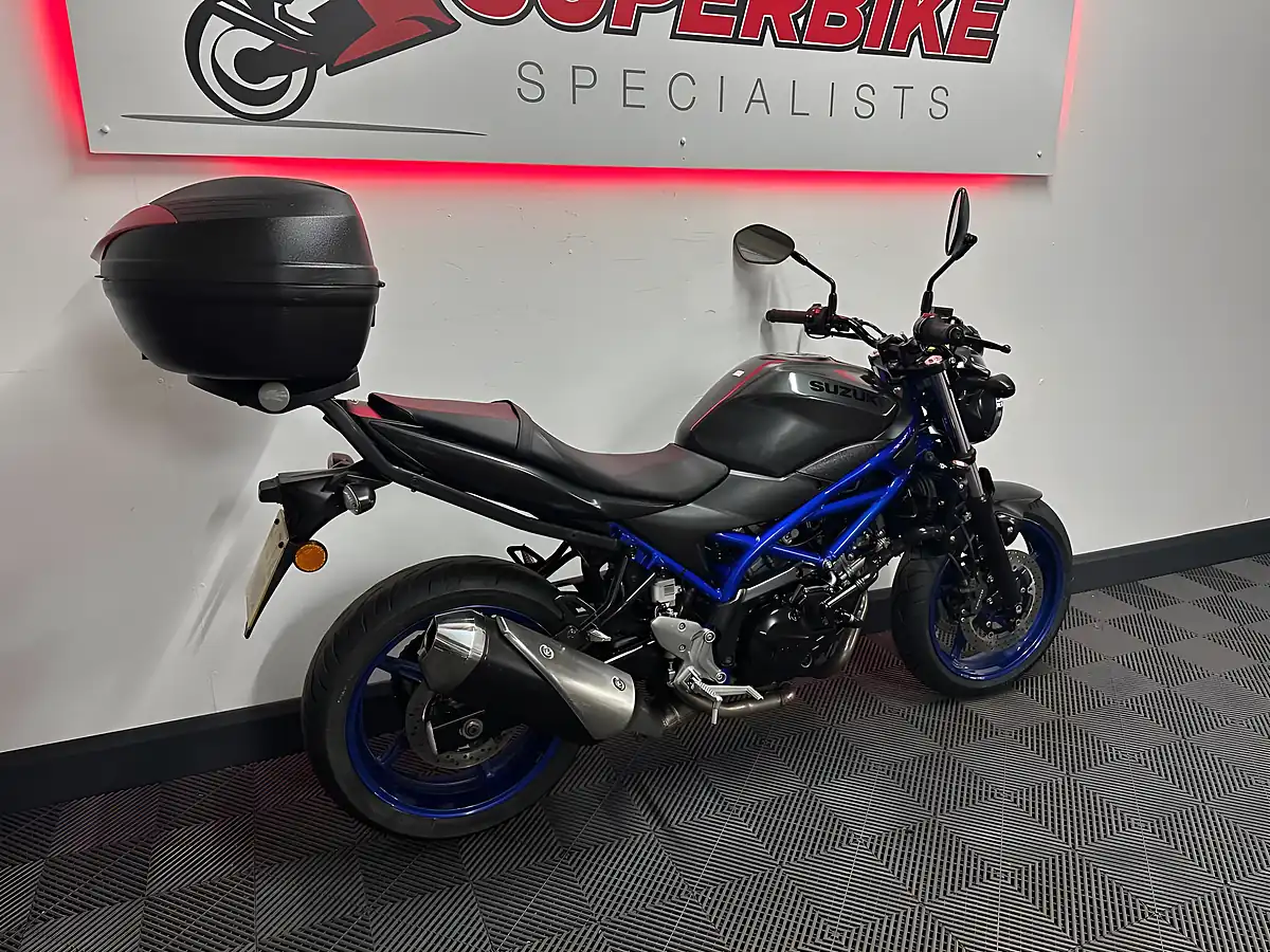 Used 2022 Suzuki SV650 Naked Black - Interior and Exterior details 3