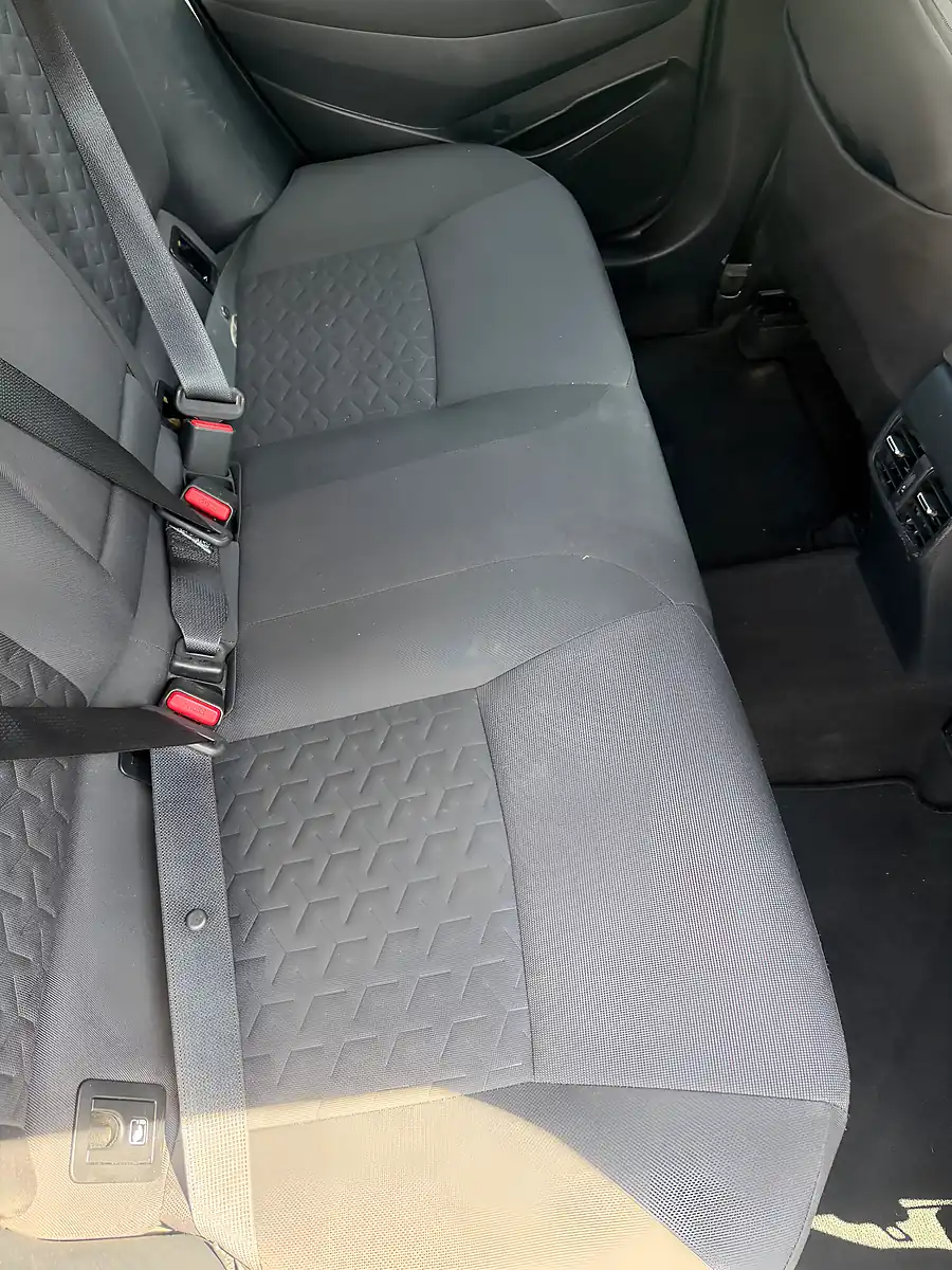 Used 2022 Suzuki Swace Sz-T White - Interior and Exterior details 15