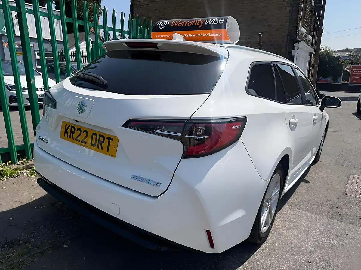 Used 2022 Suzuki Swace Sz-T White - Interior and Exterior details 9