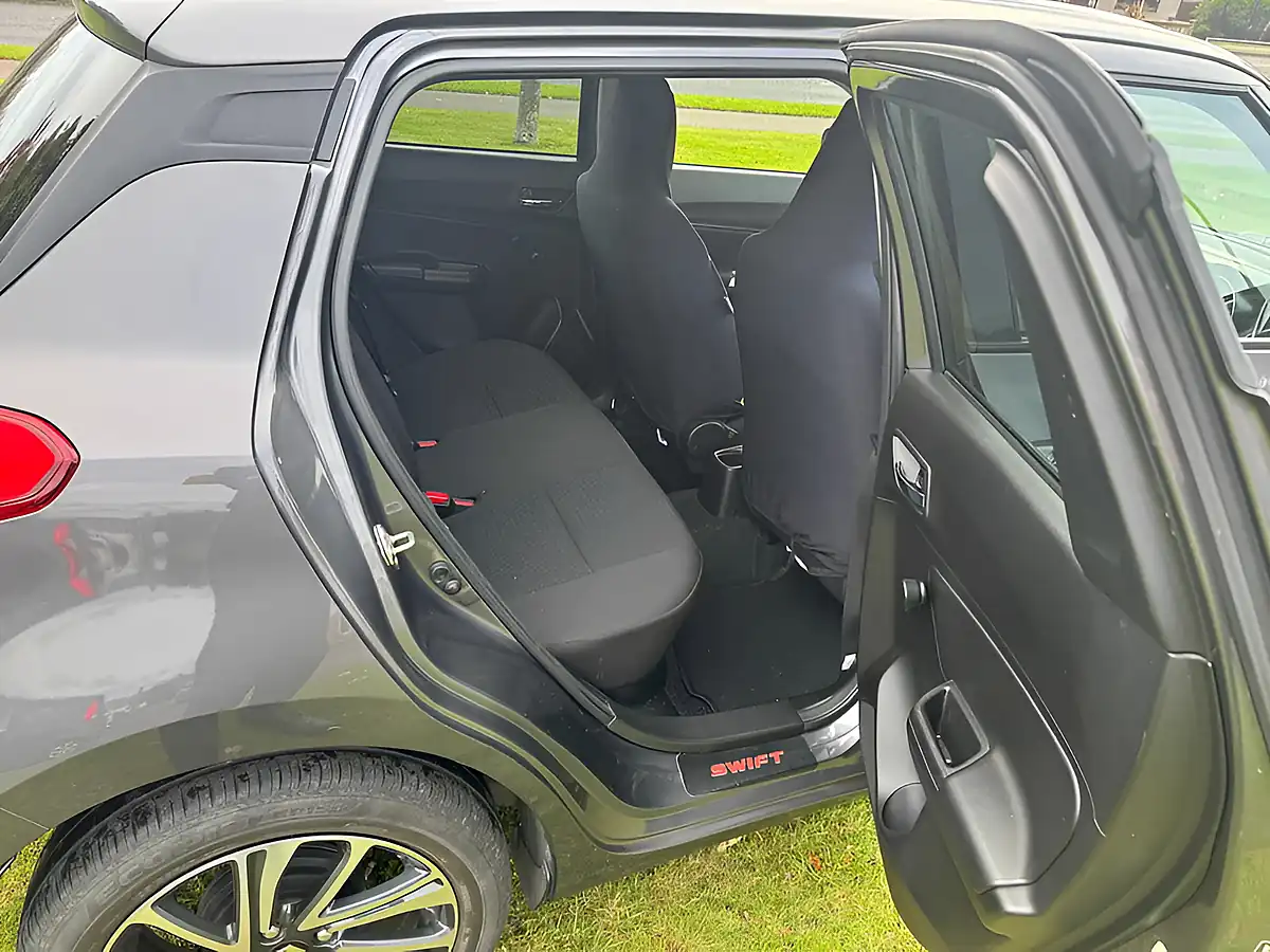 Used 2022 Suzuki Swift Sz-L Grey - Interior and Exterior details 15