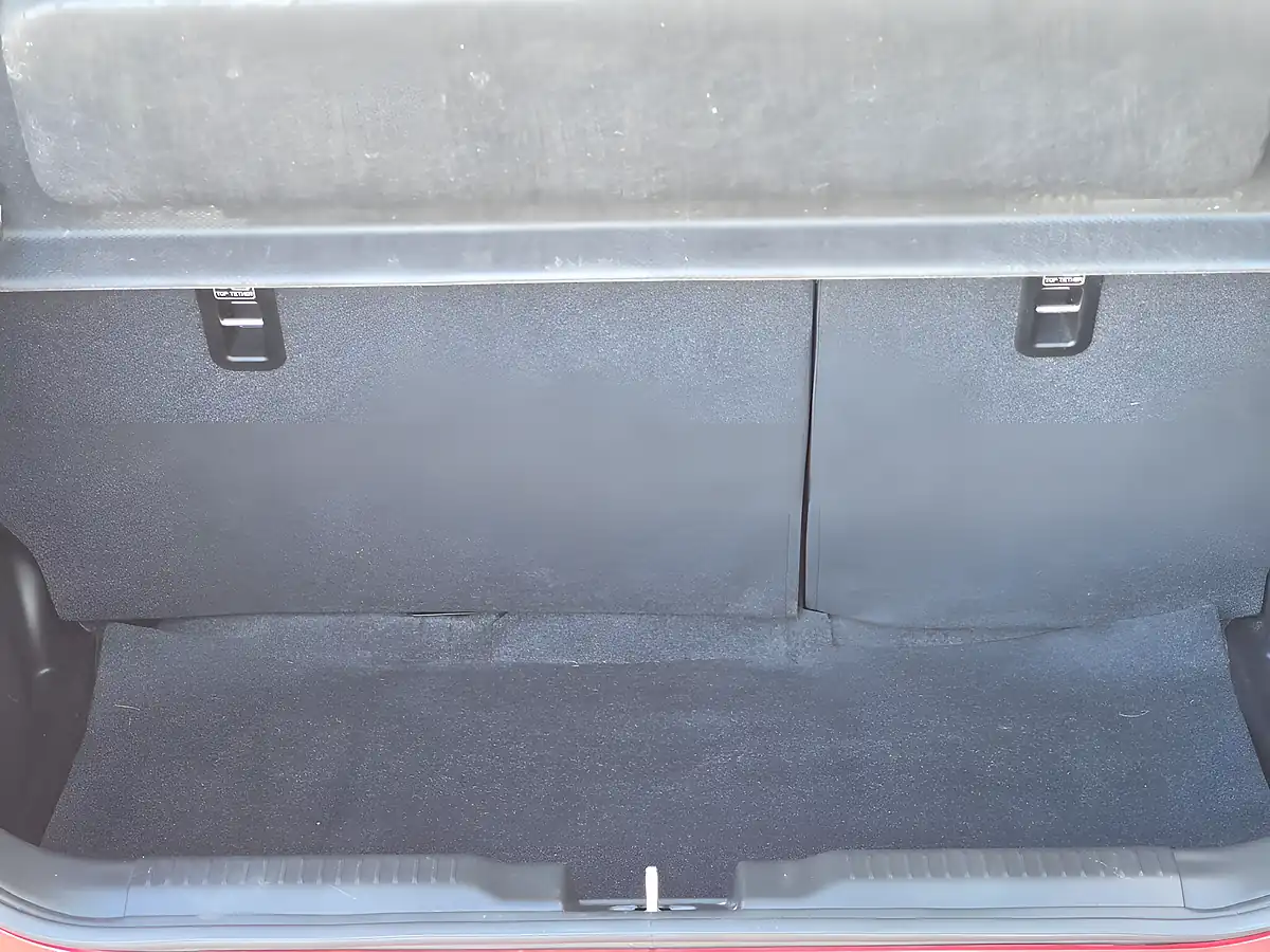 Used 2022 Suzuki Swift SZ5 Red - Interior and Exterior details 18
