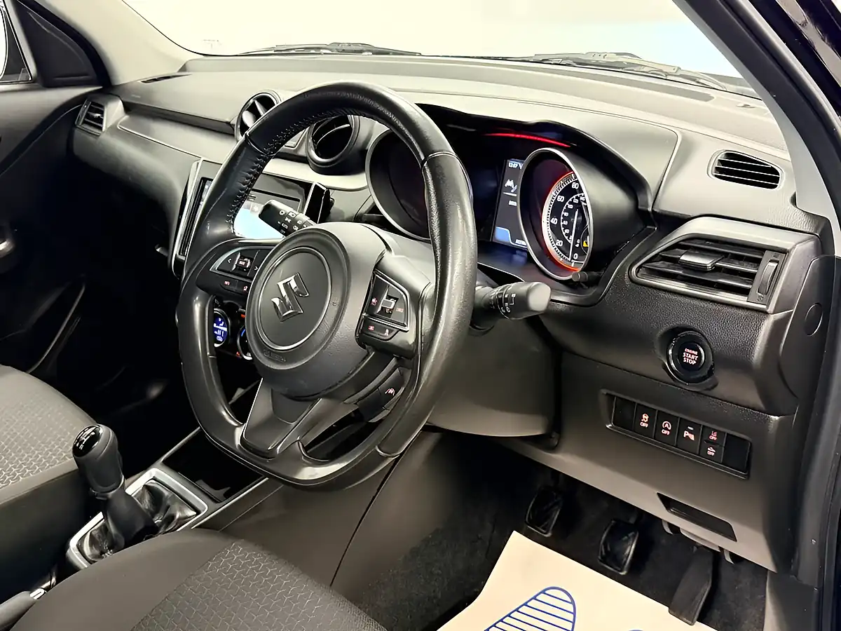 Used 2022 Suzuki Swift Sz5 Super Black Pearl - Interior and Exterior details 18