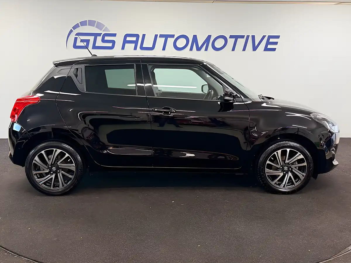 Used 2022 Suzuki Swift Sz5 Super Black Pearl - Interior and Exterior details 7