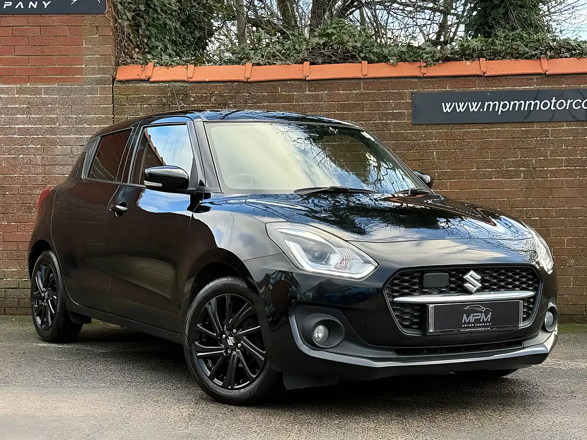 Used 2022 Suzuki Swift SZ5 Super Black Pearl - Front View