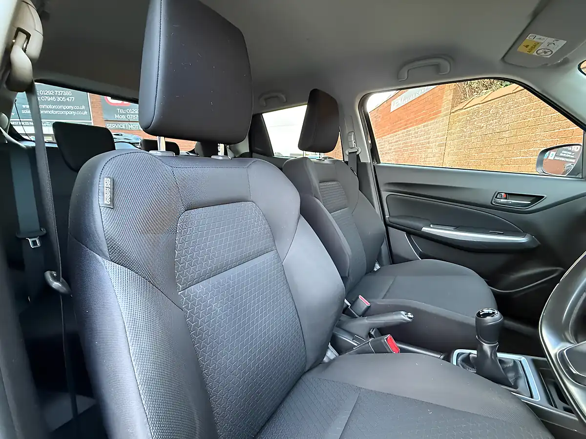 Used 2022 Suzuki Swift SZ5 Super Black Pearl - Interior and Exterior details 10