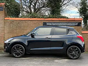 Used 2022 Suzuki Swift SZ5 Super Black Pearl - Interior and Exterior details 4
