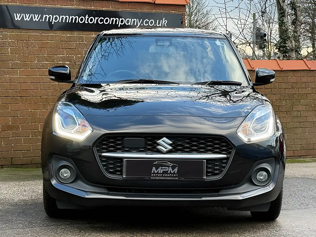 Used 2022 Suzuki Swift SZ5 Super Black Pearl - Interior and Exterior details 7