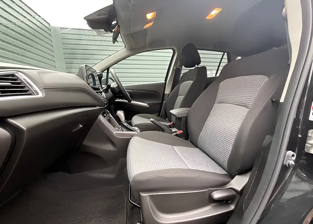 Used 2022 Suzuki SX4 S-Cross Motion Black - Interior and Exterior details 10