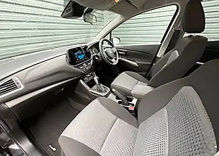 Used 2022 Suzuki SX4 S-Cross Motion Black - Interior and Exterior details 11