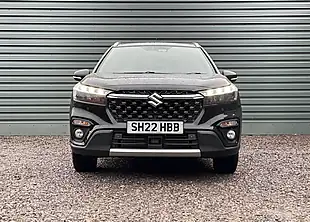 Used 2022 Suzuki SX4 S-Cross Motion Black - Interior and Exterior details 4