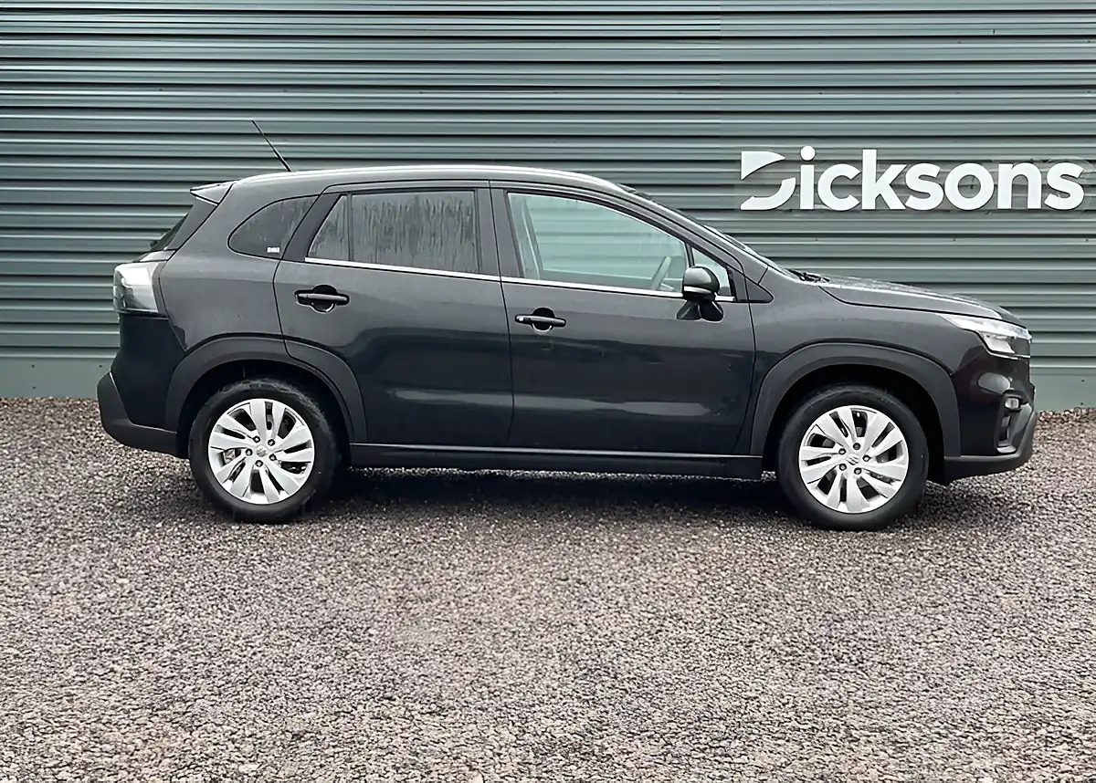 Used 2022 Suzuki SX4 S-Cross Motion Black - Interior and Exterior details 8