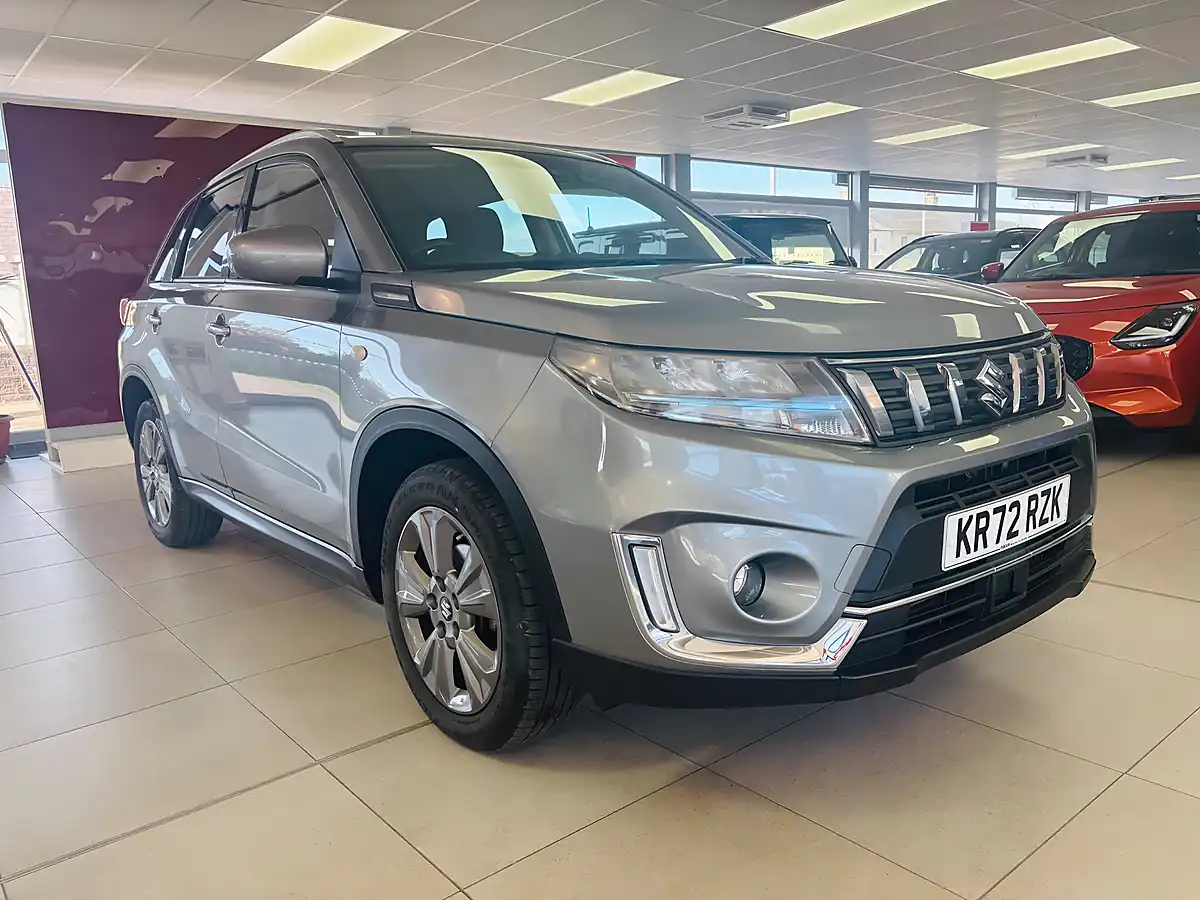 Used 2022 Suzuki Vitara Sz-T Allgrip Grey - Front View