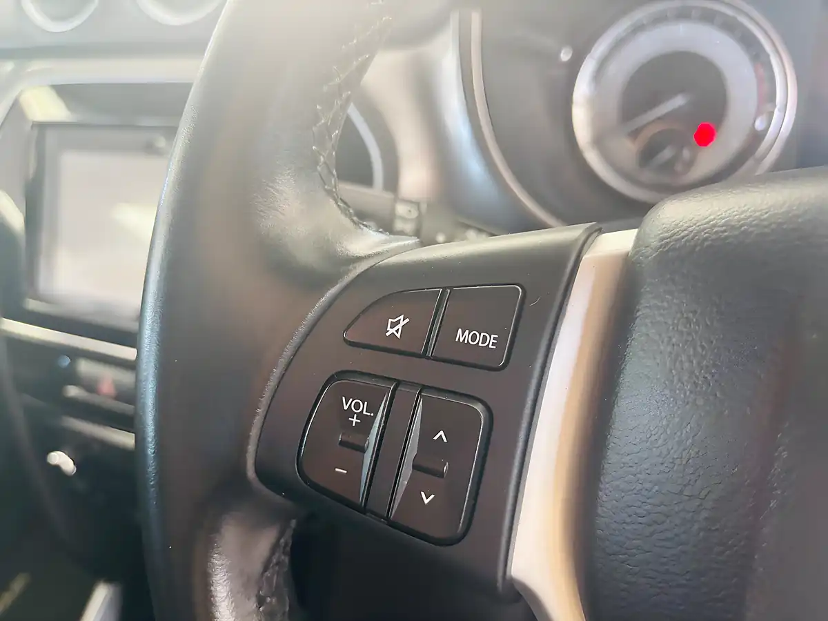 Used 2022 Suzuki Vitara Sz-T Allgrip Grey - Interior and Exterior details 18