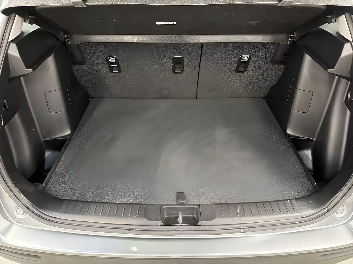 Used 2022 Suzuki Vitara Sz-T Grey - Interior and Exterior details 16