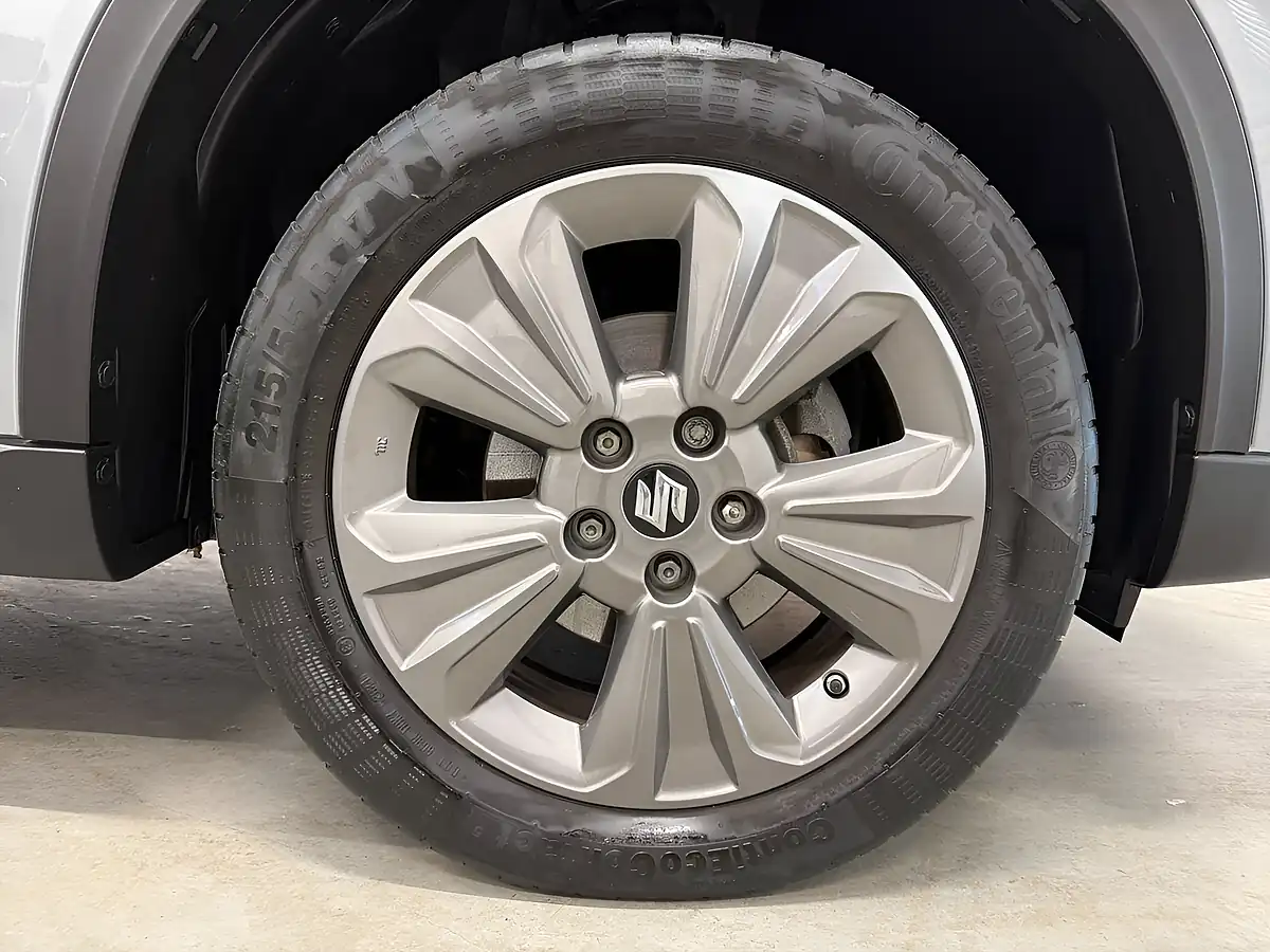 Used 2022 Suzuki Vitara Sz-T Grey - Interior and Exterior details 7