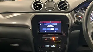 Used 2022 Suzuki Vitara Sz-T White - Interior and Exterior details 10