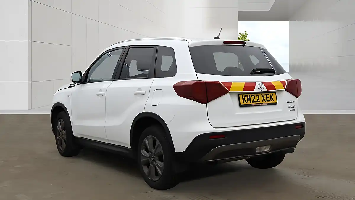 Used 2022 Suzuki Vitara Sz-T White - Interior and Exterior details 3