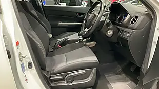 Used 2022 Suzuki Vitara Sz-T White - Interior and Exterior details 7