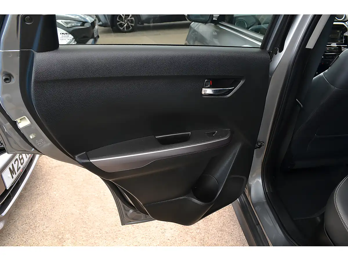 Used 2022 Suzuki Vitara SZ5 Grey - Interior and Exterior details 19