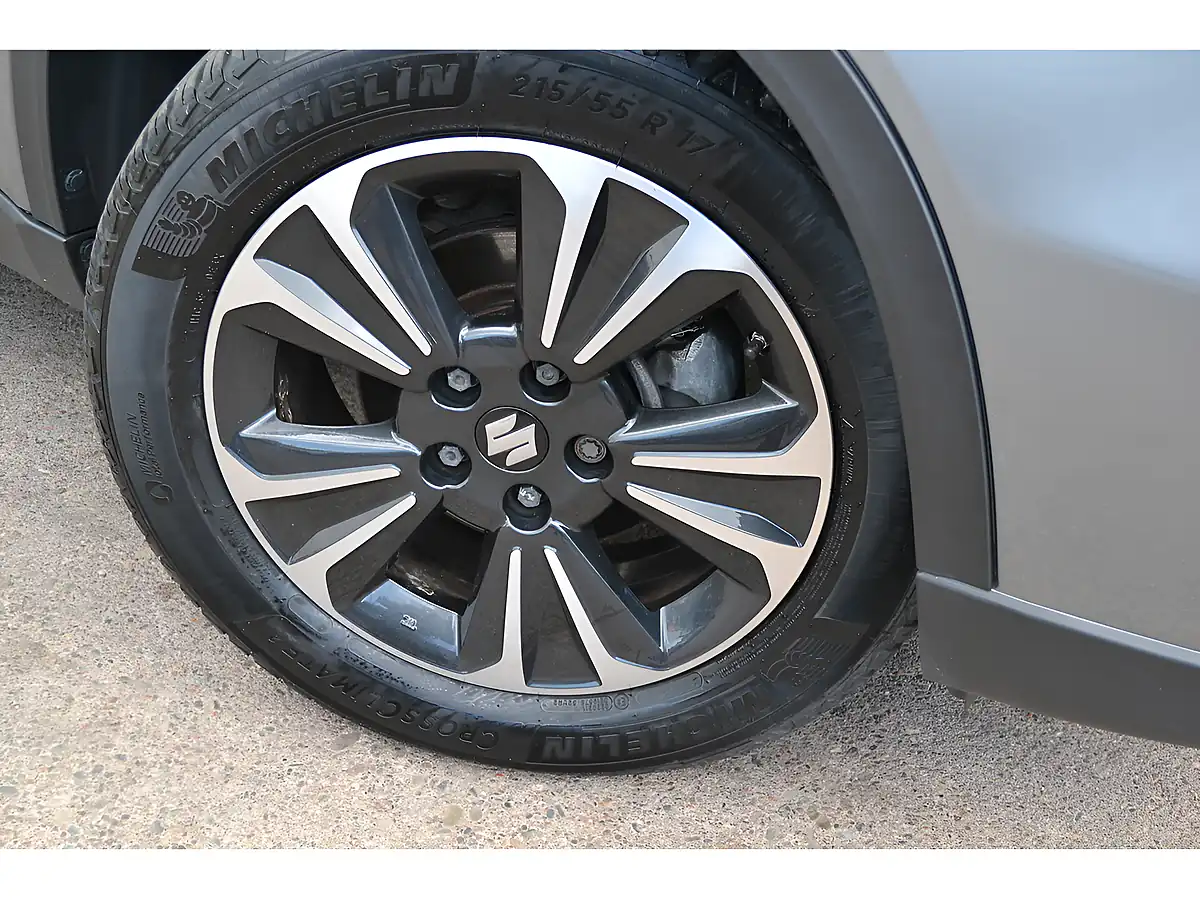 Used 2022 Suzuki Vitara SZ5 Grey - Interior and Exterior details 3