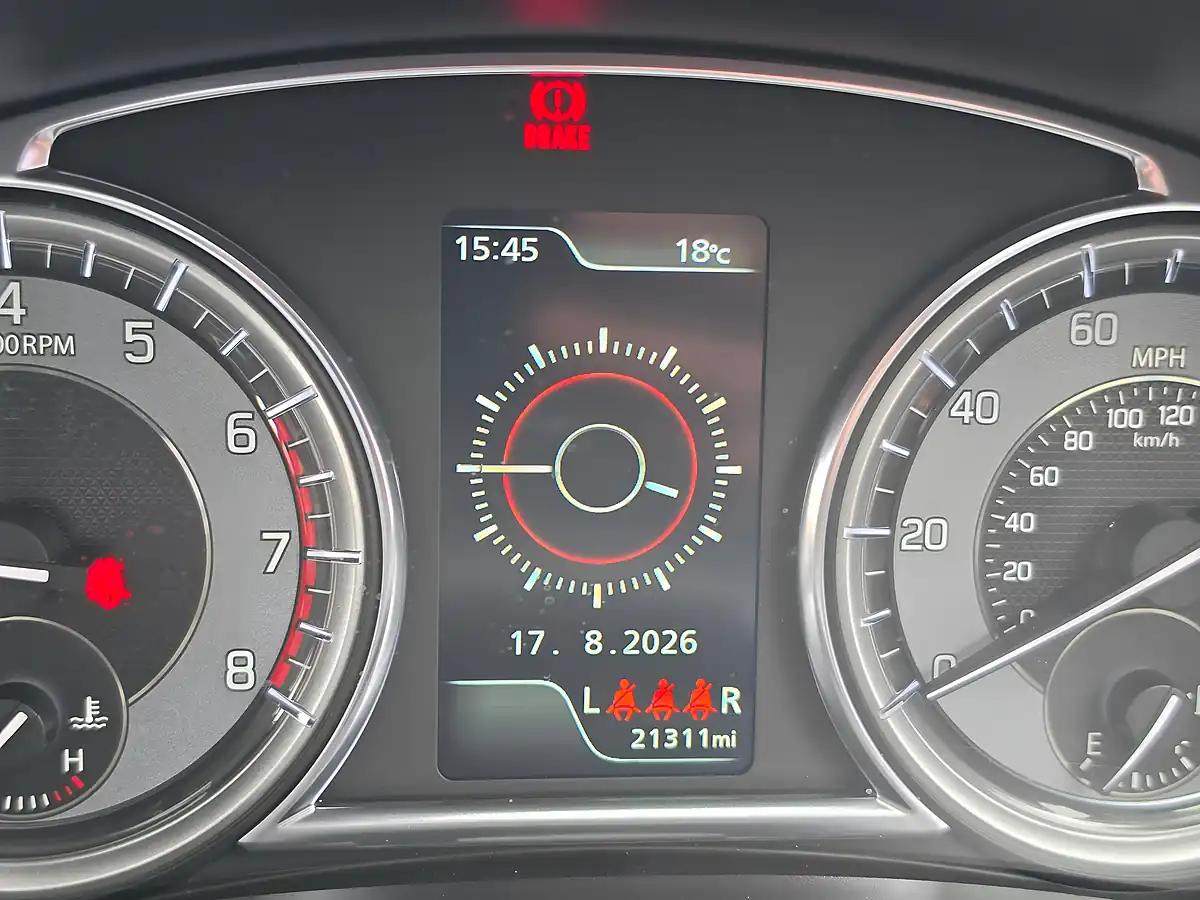 Used 2022 Suzuki Vitara SZ5 Silver - Interior and Exterior details 13